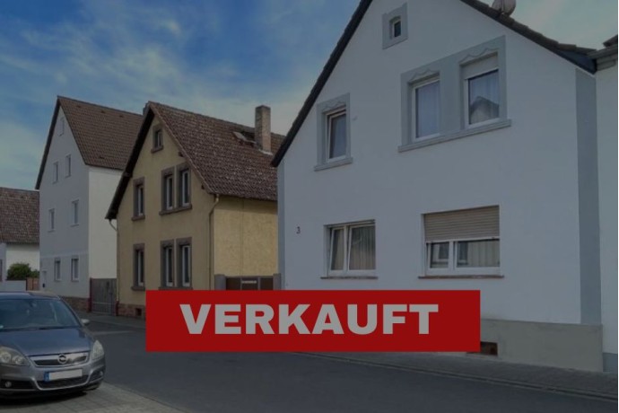 Zwei Einfamilienhäuser inkl. großen Garten mit Spielplatz auf einem Grundstück!